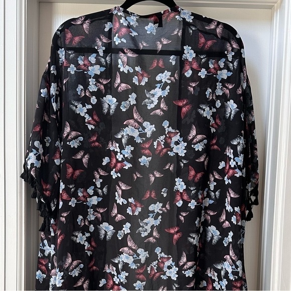 Shein Curve Butterfly Kimono Size 2XL - Picture 11 of 15